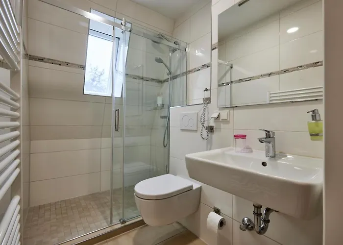 Isha ホテル フランクフルト
